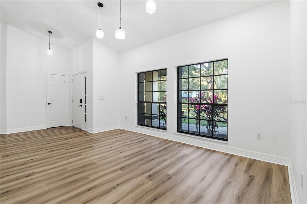 For Sale: $689,000 (4 beds, 2 baths, 2644 Square Feet)