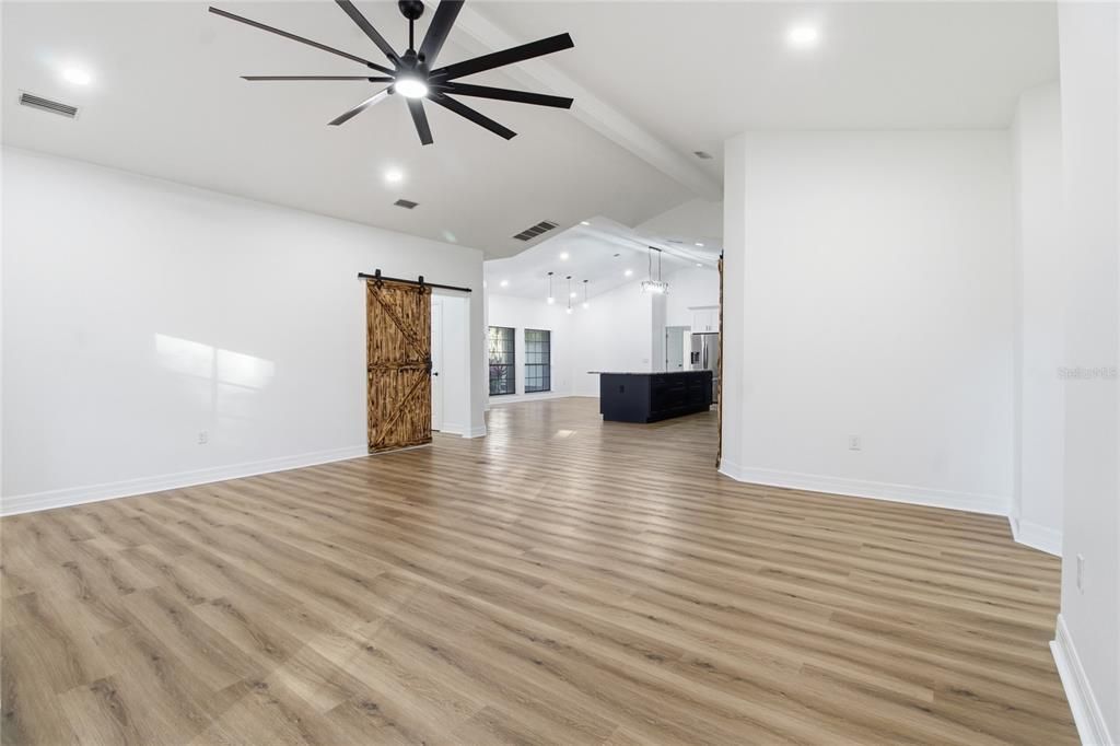 For Sale: $689,000 (4 beds, 2 baths, 2644 Square Feet)