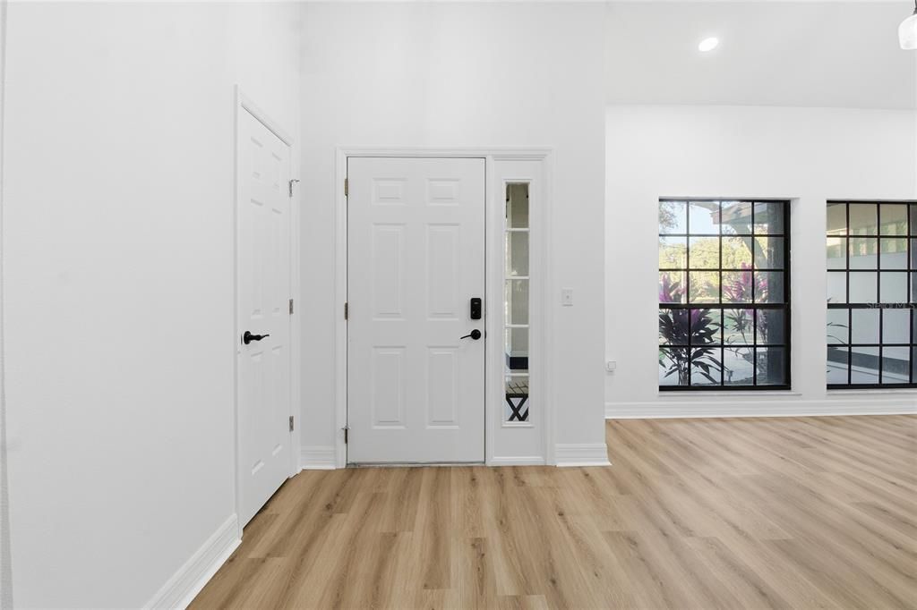 For Sale: $689,000 (4 beds, 2 baths, 2644 Square Feet)