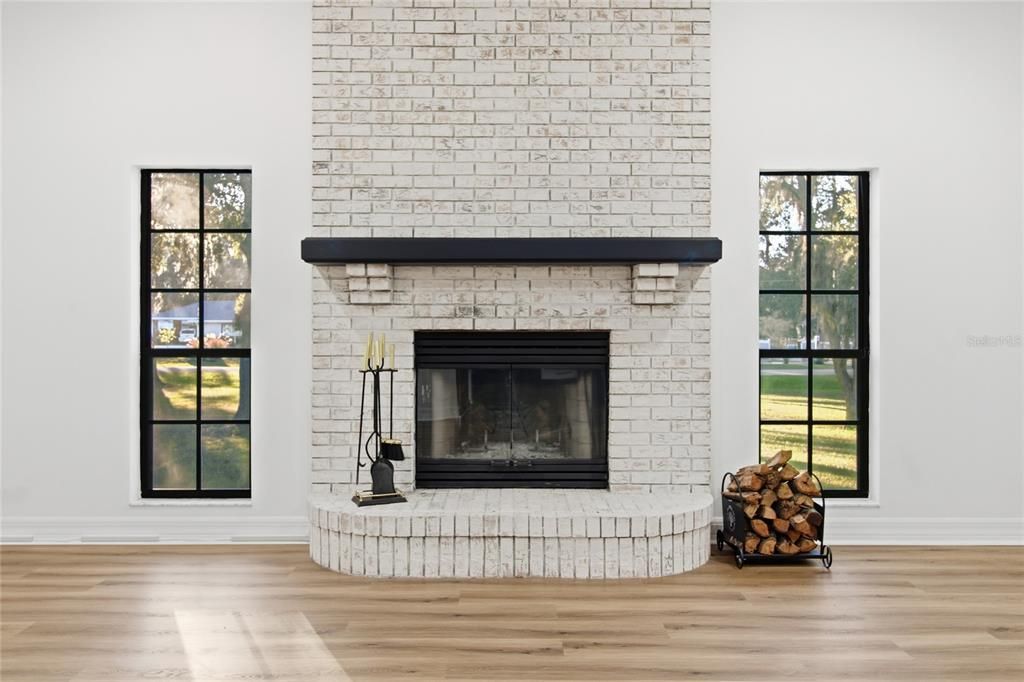 For Sale: $689,000 (4 beds, 2 baths, 2644 Square Feet)