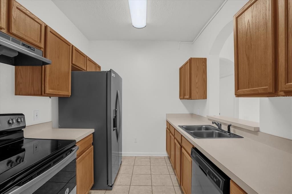 В аренду: $1,700 (2 спален, 2 ванн, 1116 Квадратных фут)