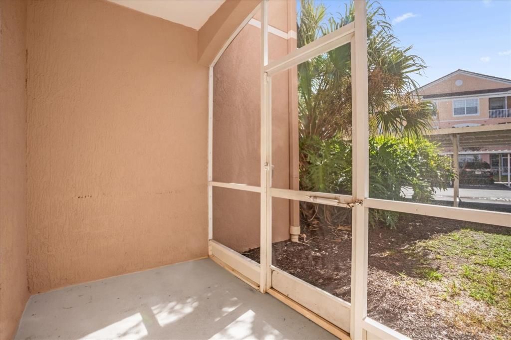 В аренду: $1,700 (2 спален, 2 ванн, 1116 Квадратных фут)