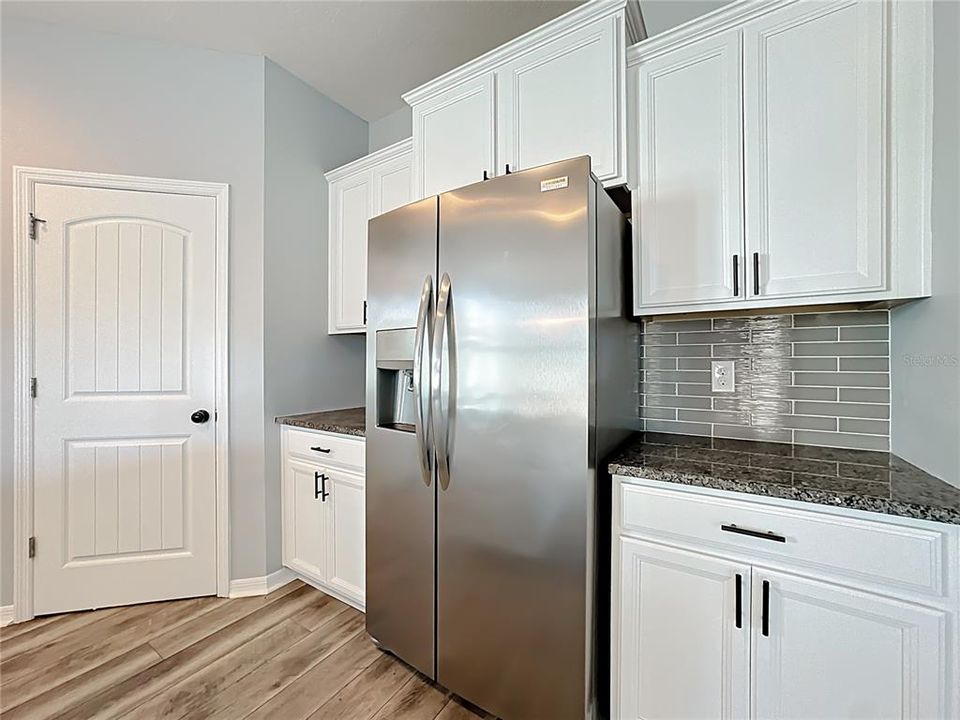 For Sale: $575,000 (3 beds, 2 baths, 2170 Square Feet)