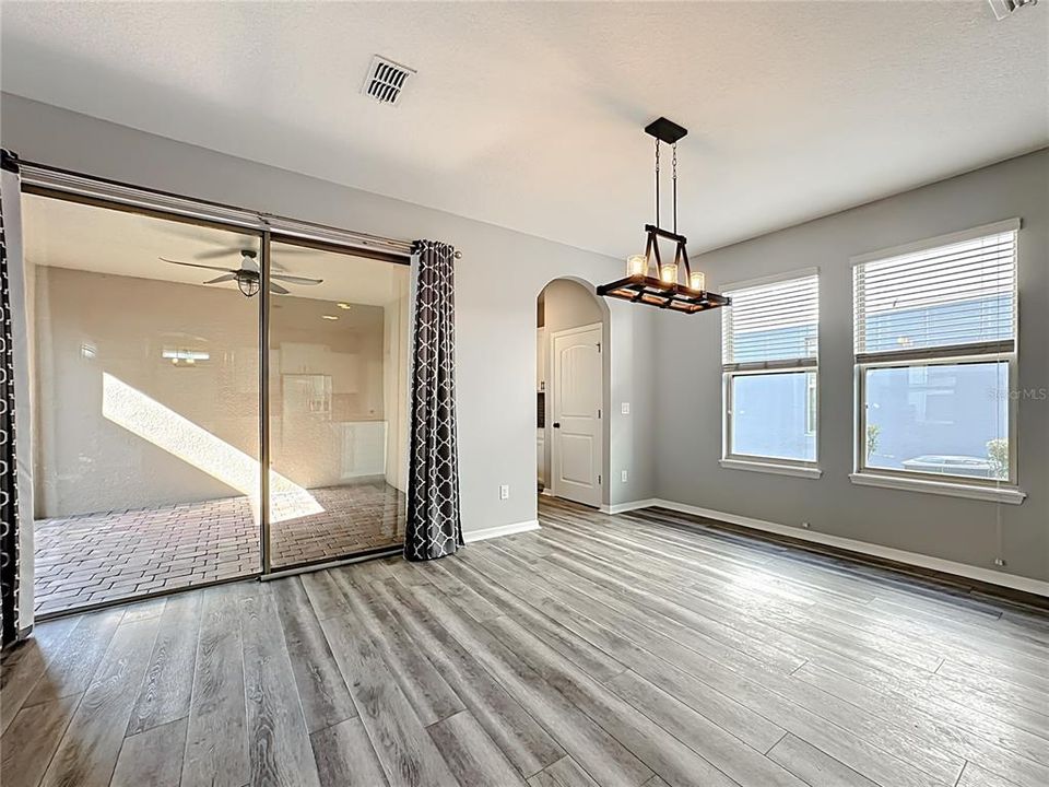 For Sale: $575,000 (3 beds, 2 baths, 2170 Square Feet)