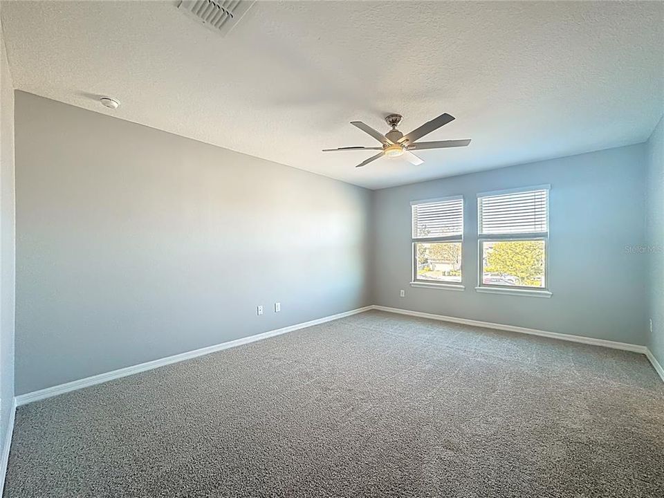 For Sale: $575,000 (3 beds, 2 baths, 2170 Square Feet)