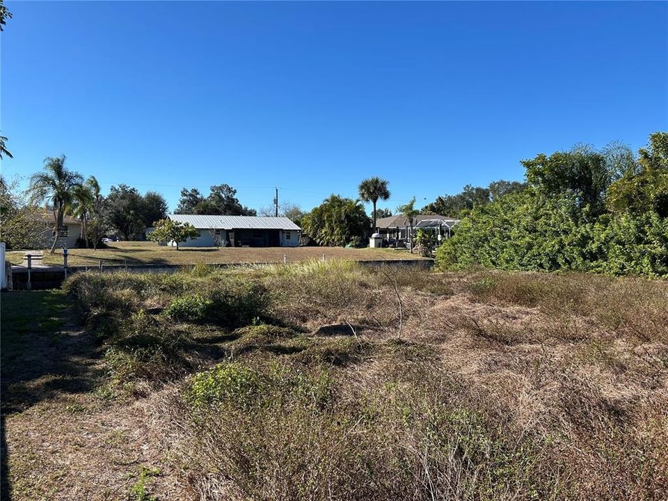 待售: $125,000 (0.23 acres)