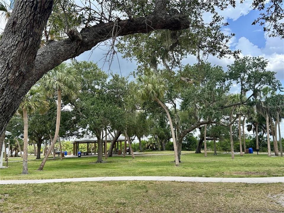 待售: $125,000 (0.23 acres)