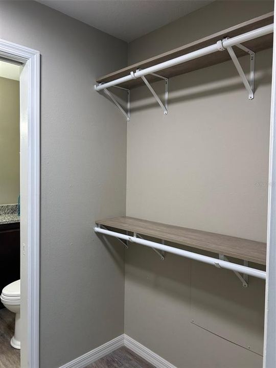 На продажу: $149,900 (2 спален, 2 ванн, 1148 Квадратных фут)