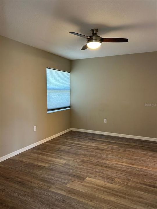 На продажу: $149,900 (2 спален, 2 ванн, 1148 Квадратных фут)