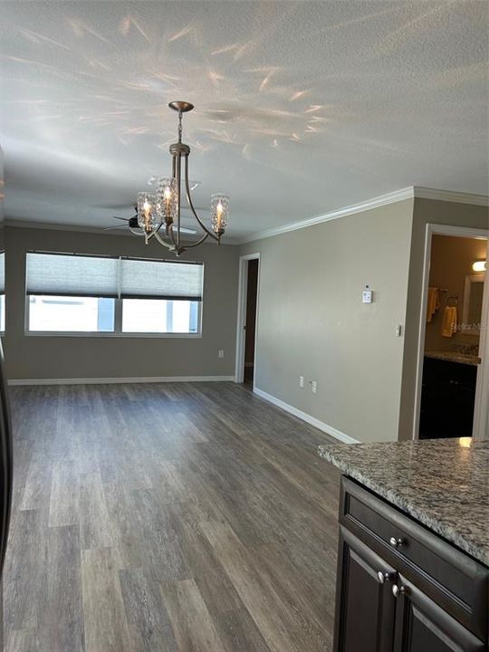 На продажу: $149,900 (2 спален, 2 ванн, 1148 Квадратных фут)