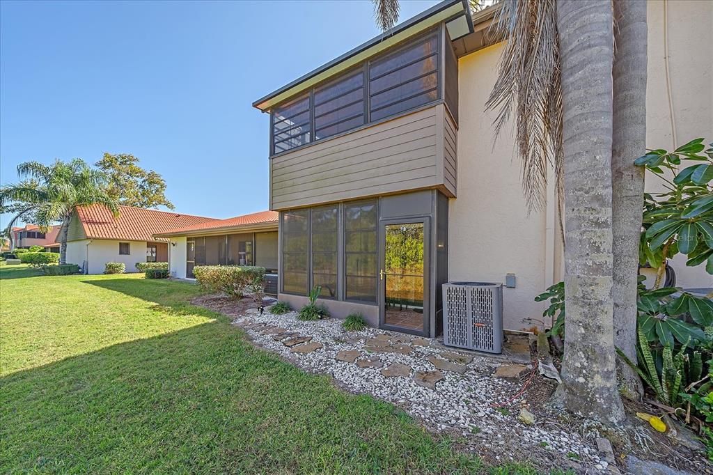 出租: $1,995 (2 贝兹, 2 浴室, 1492 平方英尺)