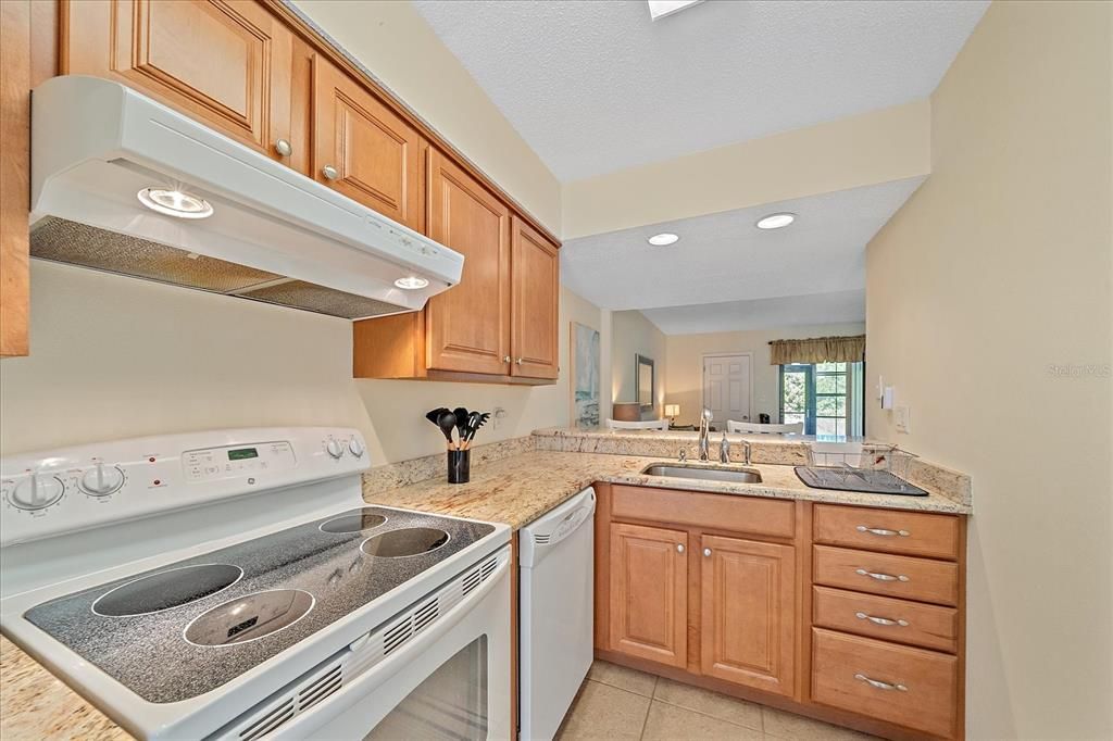 出租: $1,995 (2 贝兹, 2 浴室, 1492 平方英尺)