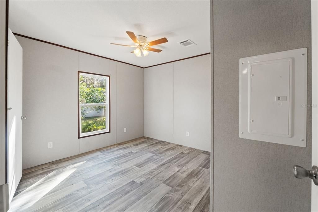 En Venta: $179,900 (2 camas, 2 baños, 784 Pies cuadrados)