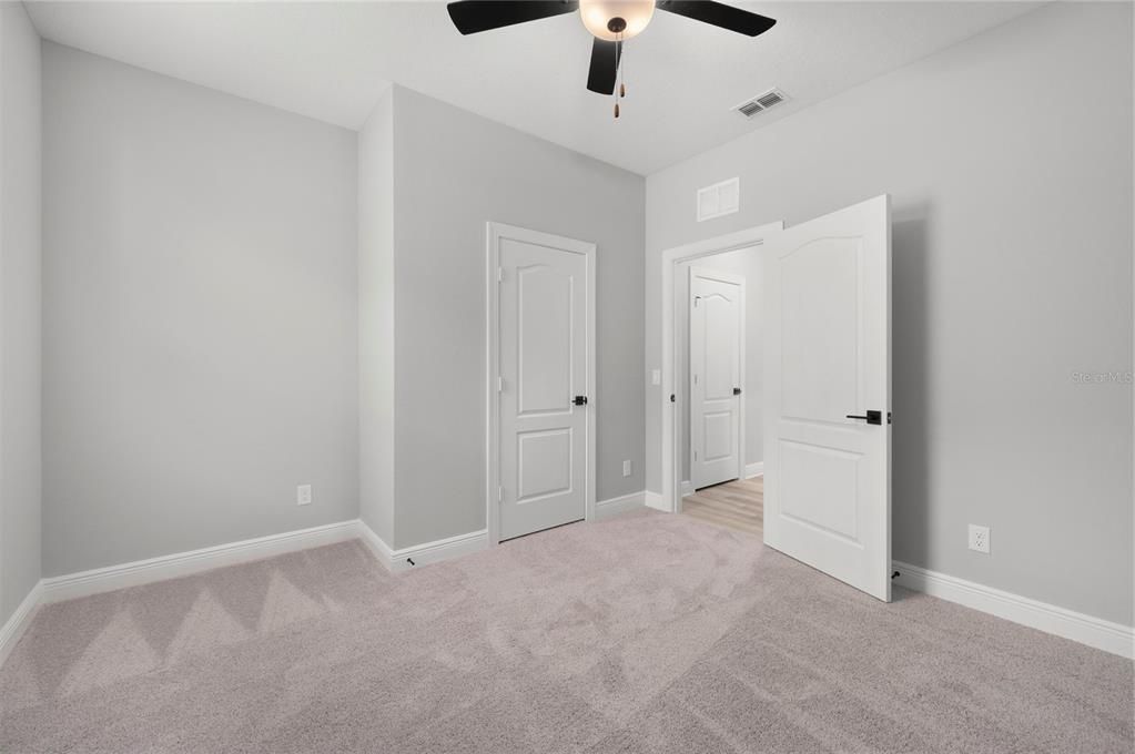 For Sale: $449,900 (4 beds, 2 baths, 2096 Square Feet)