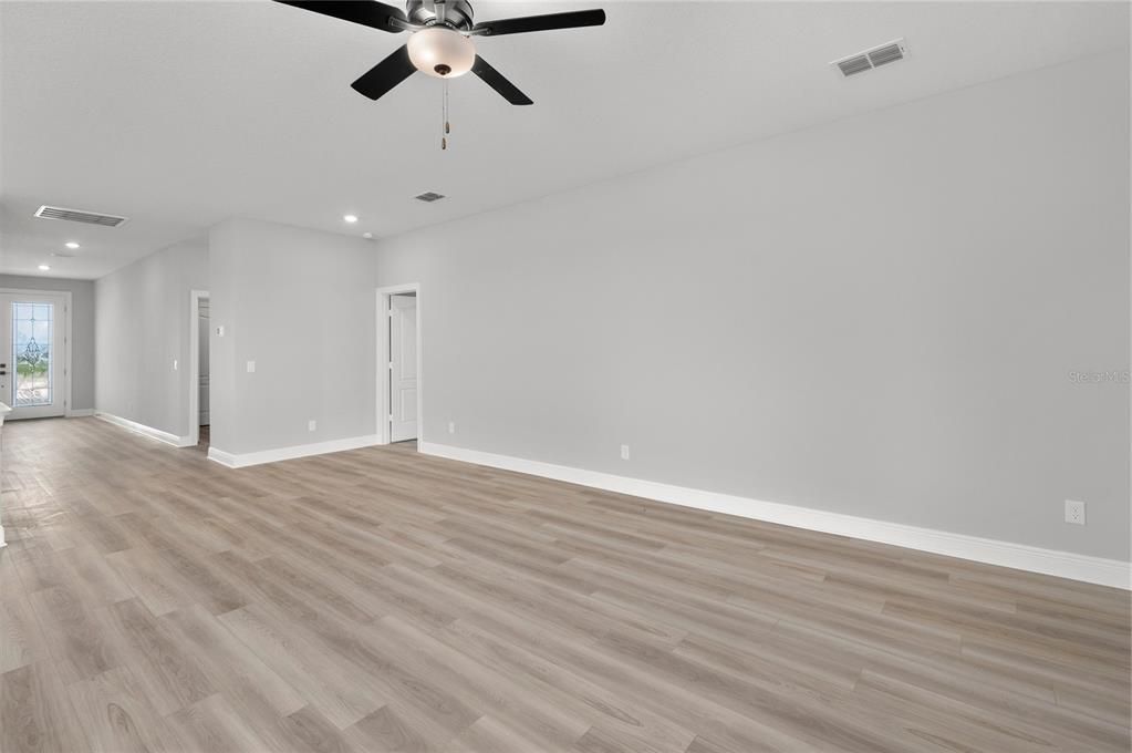 For Sale: $449,900 (4 beds, 2 baths, 2096 Square Feet)