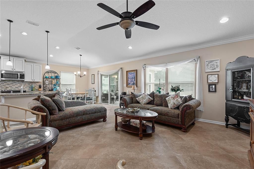 待售: $429,900 (3 贝兹, 2 浴室, 1847 平方英尺)