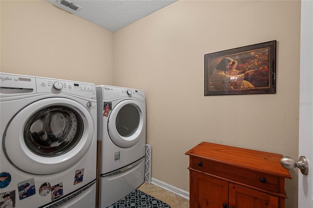 待售: $429,900 (3 贝兹, 2 浴室, 1847 平方英尺)