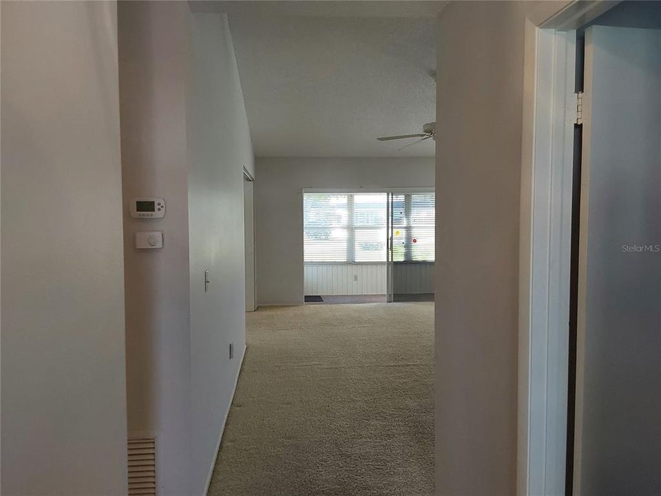 待售: $174,900 (2 贝兹, 2 浴室, 1272 平方英尺)