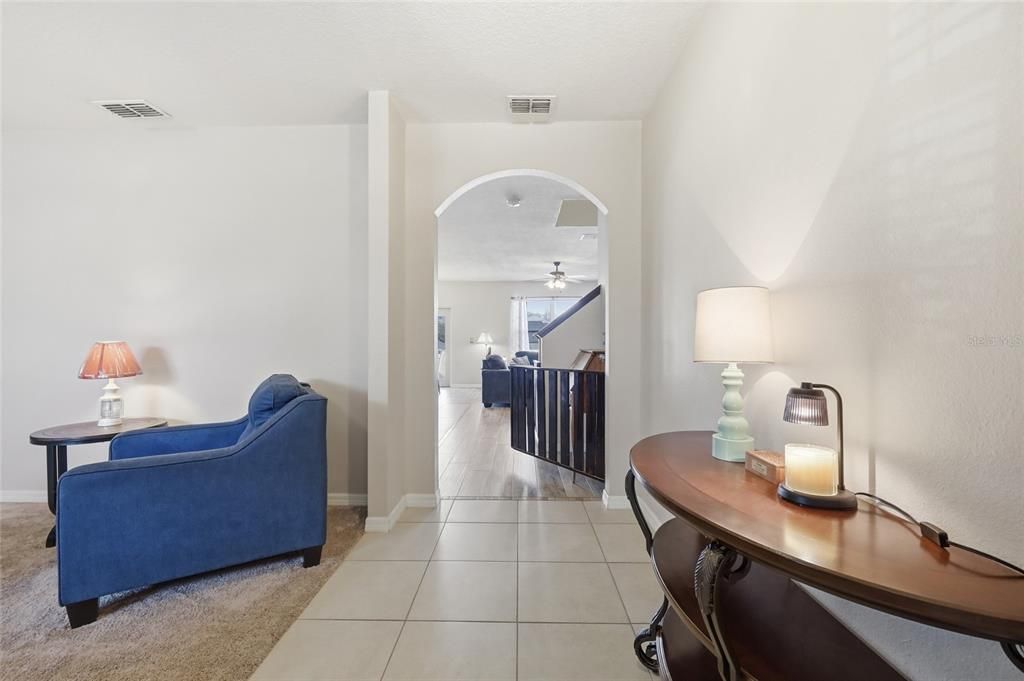 На продажу: $415,000 (5 спален, 3 ванн, 2696 Квадратных фут)