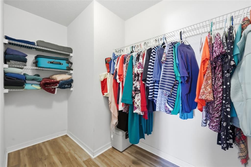 На продажу: $415,000 (5 спален, 3 ванн, 2696 Квадратных фут)