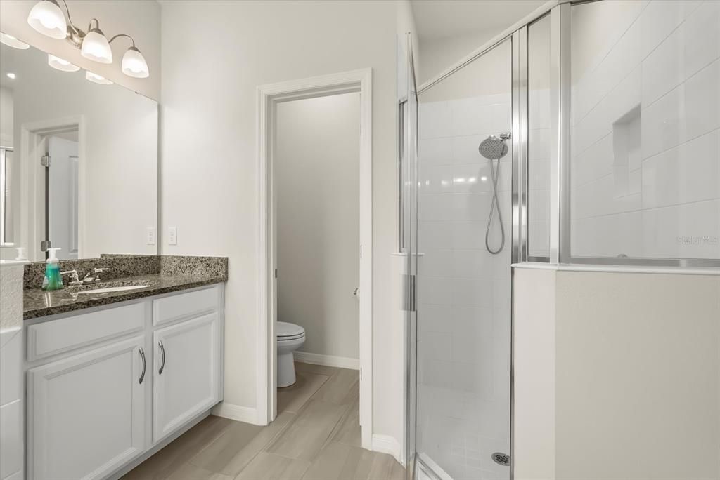 For Sale: $575,000 (4 beds, 3 baths, 2376 Square Feet)