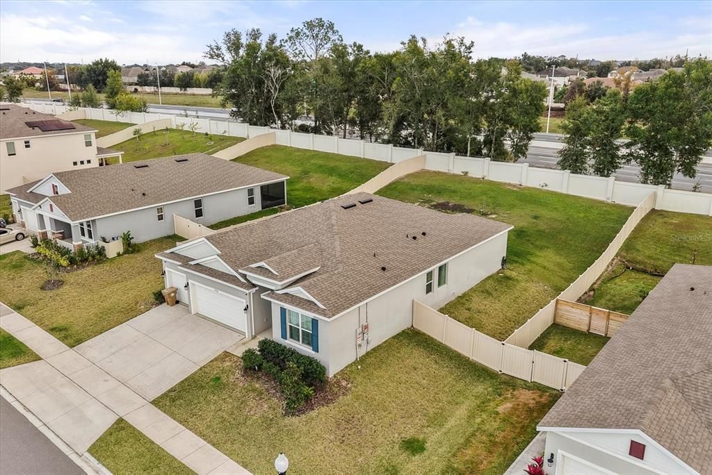 For Sale: $575,000 (4 beds, 3 baths, 2376 Square Feet)