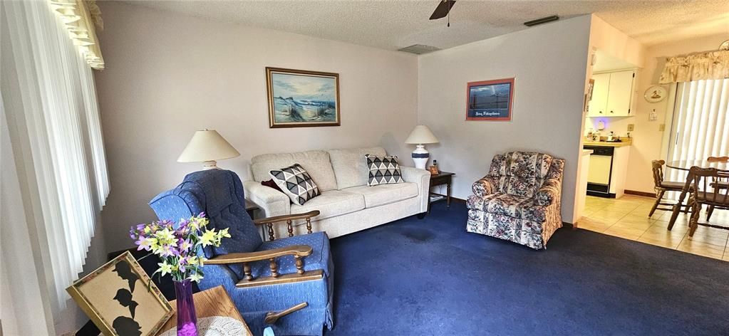 En Venta: $169,000 (2 camas, 2 baños, 864 Pies cuadrados)