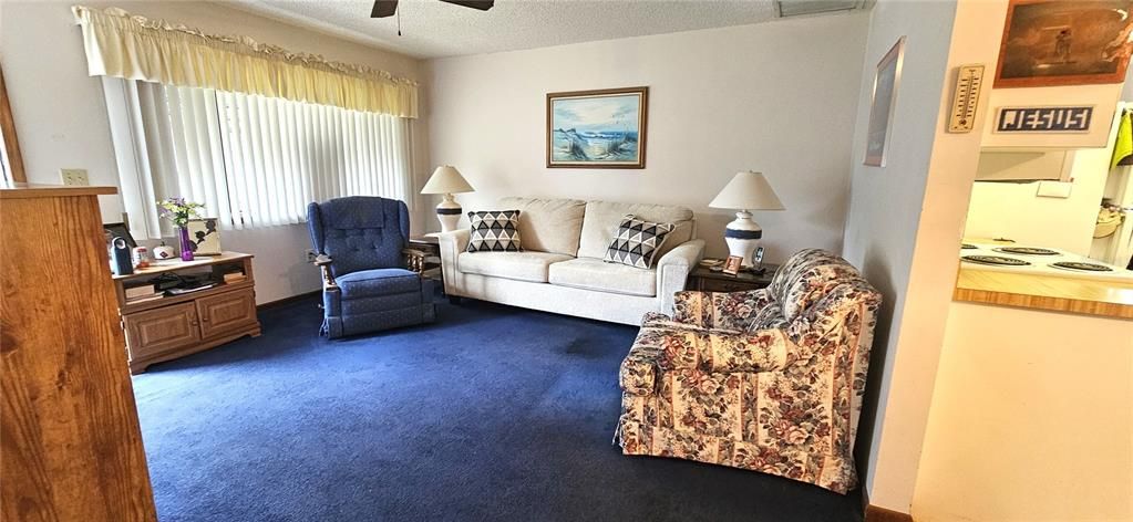 En Venta: $169,000 (2 camas, 2 baños, 864 Pies cuadrados)