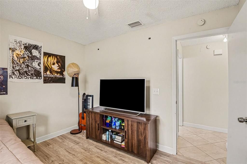 На продажу: $310,000 (3 спален, 2 ванн, 1531 Квадратных фут)