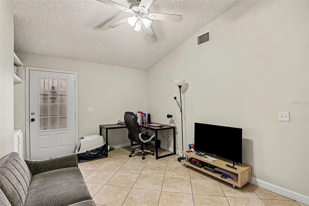 На продажу: $310,000 (3 спален, 2 ванн, 1531 Квадратных фут)