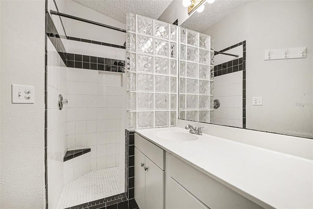 На продажу: $310,000 (3 спален, 2 ванн, 1531 Квадратных фут)