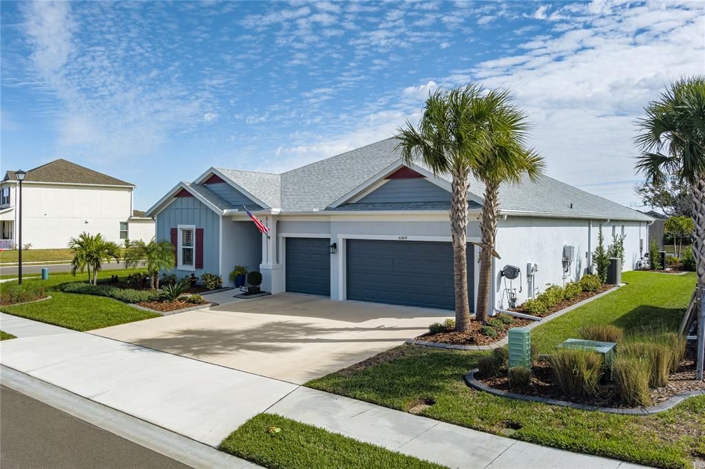 For Sale: $684,000 (4 beds, 4 baths, 2921 Square Feet)