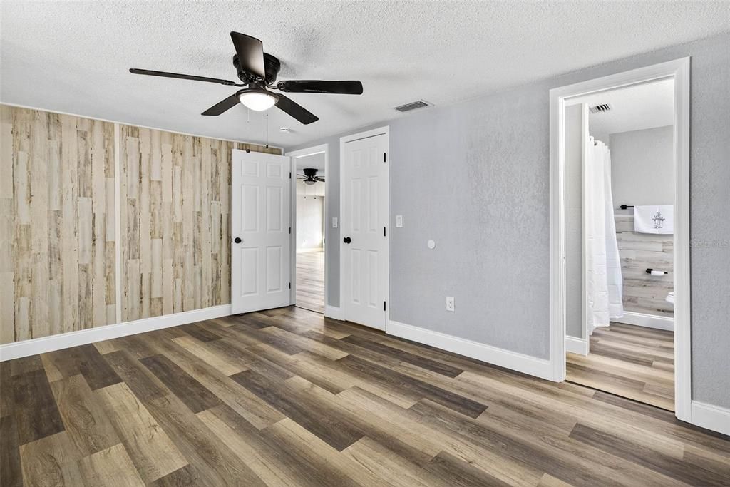 For Sale: $314,900 (3 beds, 2 baths, 1306 Square Feet)