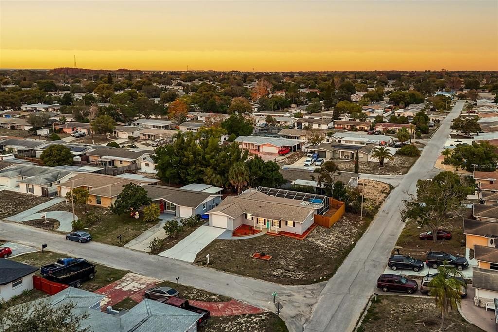 For Sale: $314,900 (3 beds, 2 baths, 1306 Square Feet)