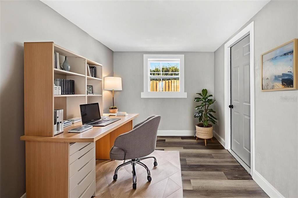 For Sale: $314,900 (3 beds, 2 baths, 1306 Square Feet)