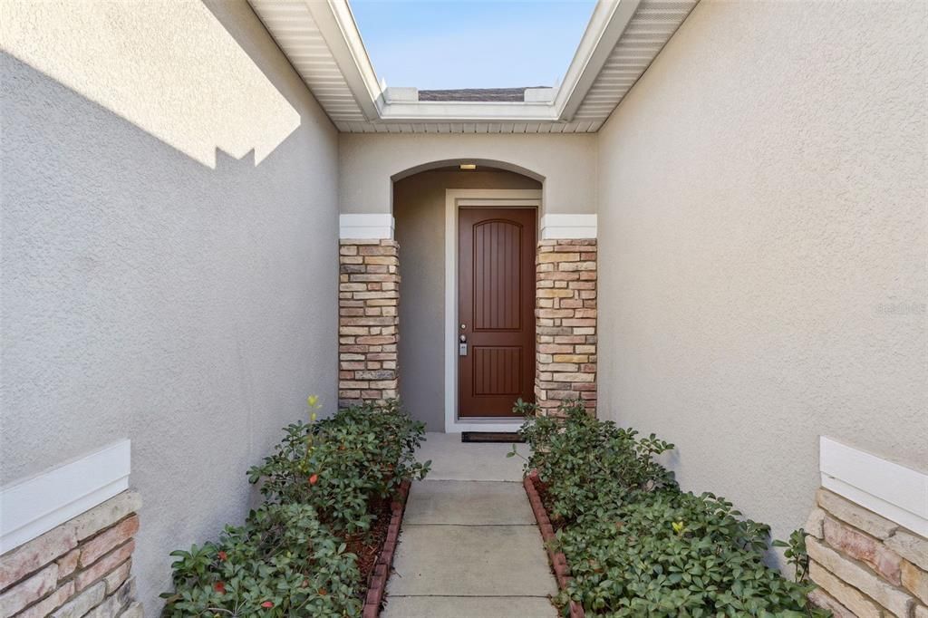 На продажу: $385,000 (3 спален, 2 ванн, 1894 Квадратных фут)