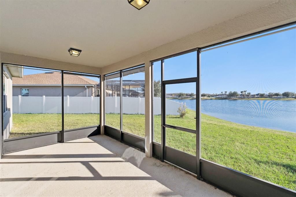 На продажу: $385,000 (3 спален, 2 ванн, 1894 Квадратных фут)