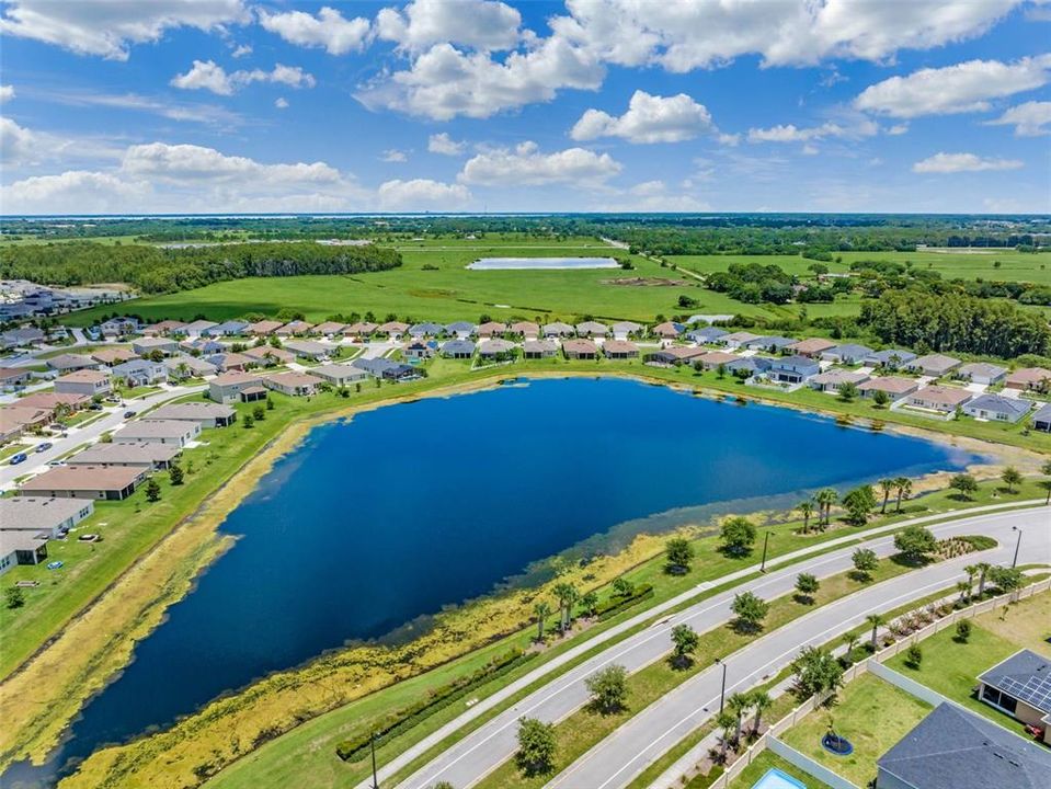 На продажу: $385,000 (3 спален, 2 ванн, 1894 Квадратных фут)