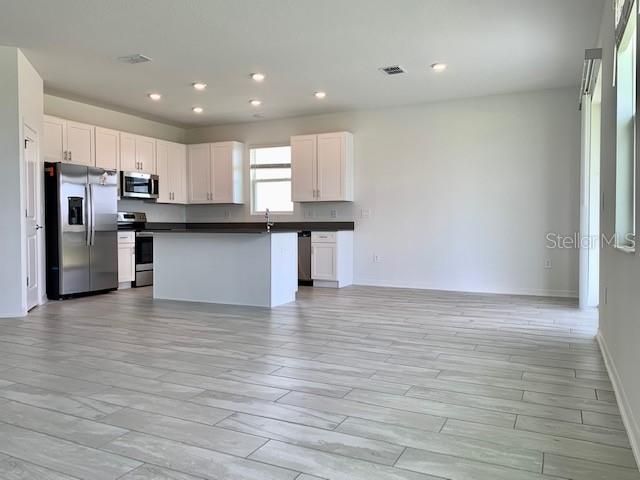 En Renta: $1,995 (4 camas, 2 baños, 1848 Pies cuadrados)