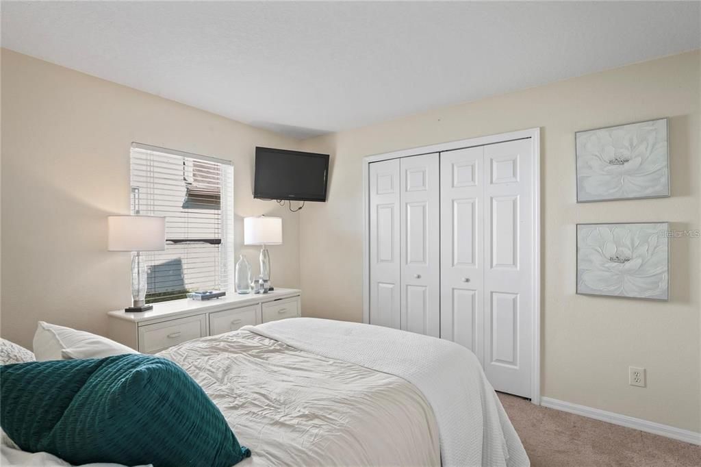 En Venta: $529,000 (4 camas, 3 baños, 2260 Pies cuadrados)