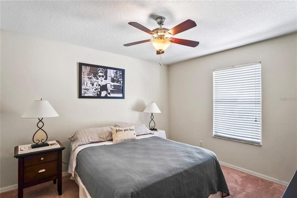 En Venta: $529,000 (4 camas, 3 baños, 2260 Pies cuadrados)