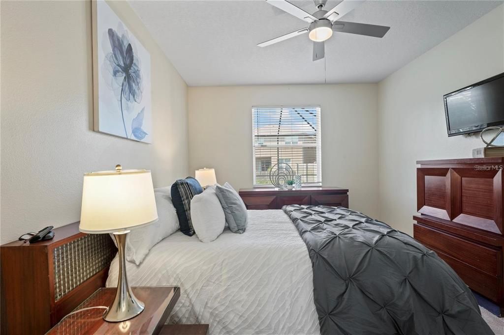 En Venta: $529,000 (4 camas, 3 baños, 2260 Pies cuadrados)