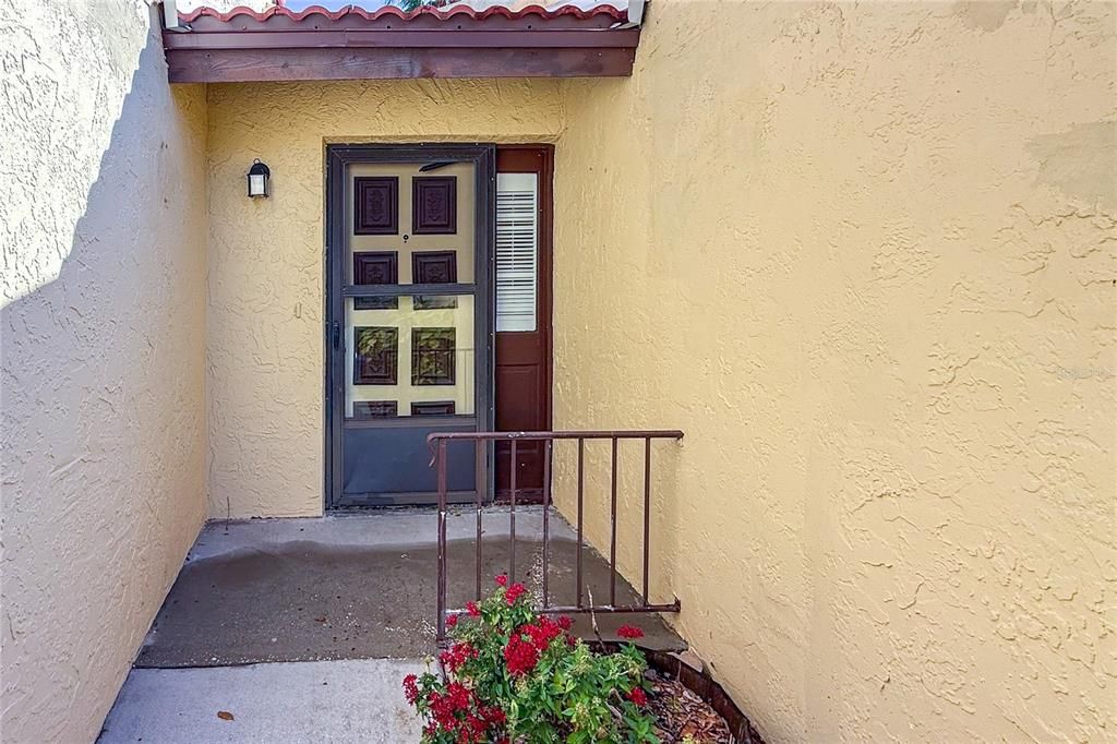 待售: $150,000 (1 贝兹, 1 浴室, 812 平方英尺)