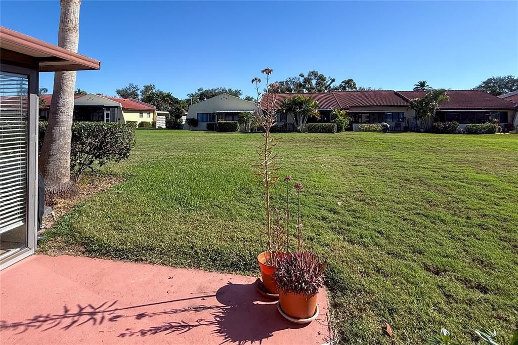 待售: $150,000 (1 贝兹, 1 浴室, 812 平方英尺)