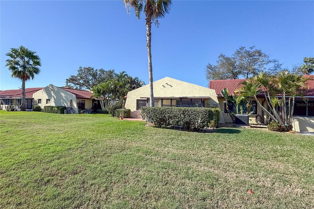 待售: $150,000 (1 贝兹, 1 浴室, 812 平方英尺)