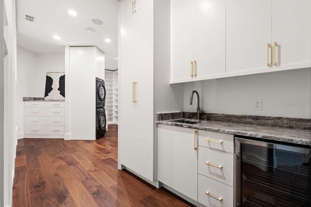 待售: $6,950,000 (7 贝兹, 5 浴室, 8000 平方英尺)