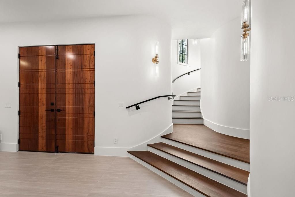 待售: $6,950,000 (7 贝兹, 5 浴室, 8000 平方英尺)