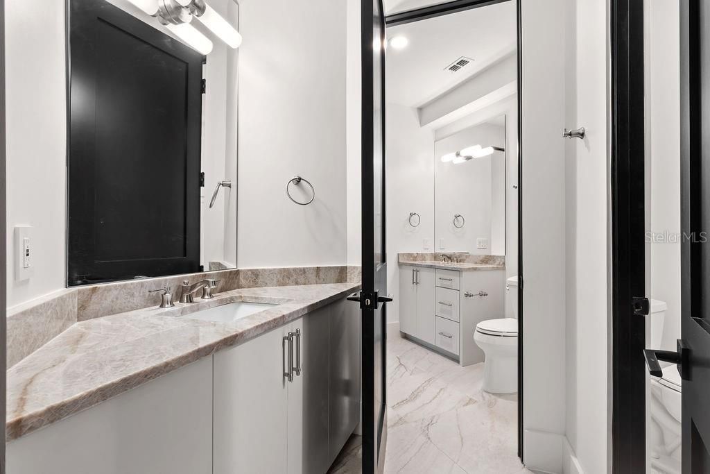 待售: $6,950,000 (7 贝兹, 5 浴室, 8000 平方英尺)