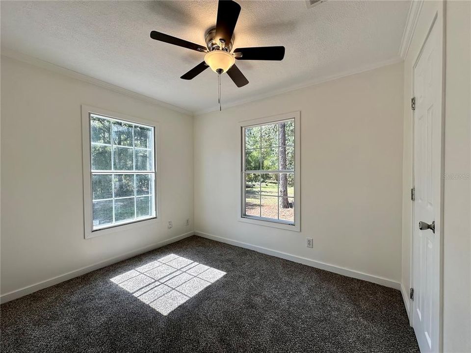 待售: $225,000 (3 贝兹, 2 浴室, 1512 平方英尺)