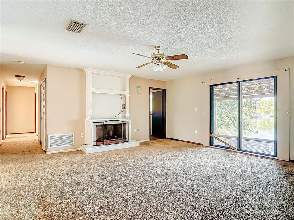 待售: $319,000 (3 贝兹, 2 浴室, 1751 平方英尺)